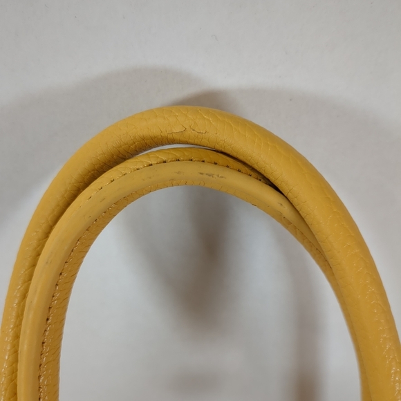 Samantha Brown Floral Yellow Convertible Backpack/Tote Bag - Picture 8 of 14